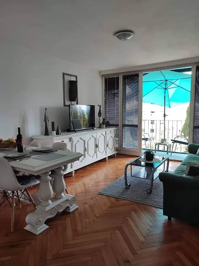 Apartman Joy Rijeka Daire